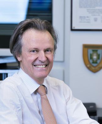 Prof. Thomas F. Lüscher Prof. Thomas F. Lüscher