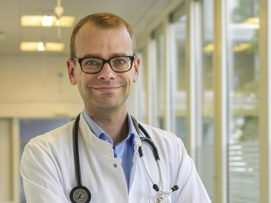 Dr. Raphael Twerenbold